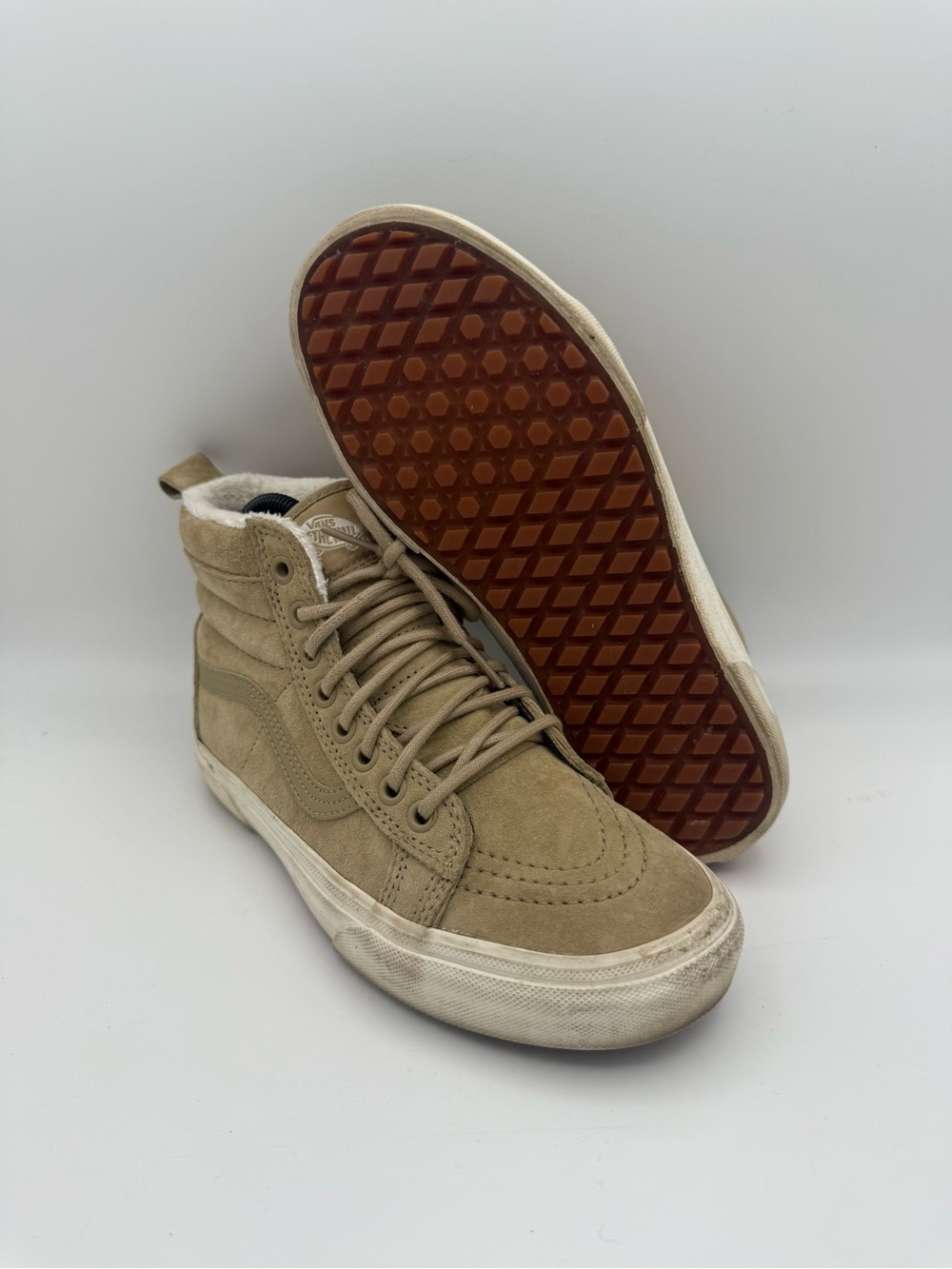 Women's VANS Sk8-Hi MTE Cornstalk Tan Marshmallow Suede Lined Sneakers Size 7